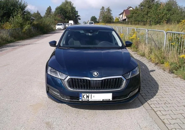 Skoda Octavia cena 113000 przebieg: 6000, rok produkcji 2022 z Wieliczka małe 56